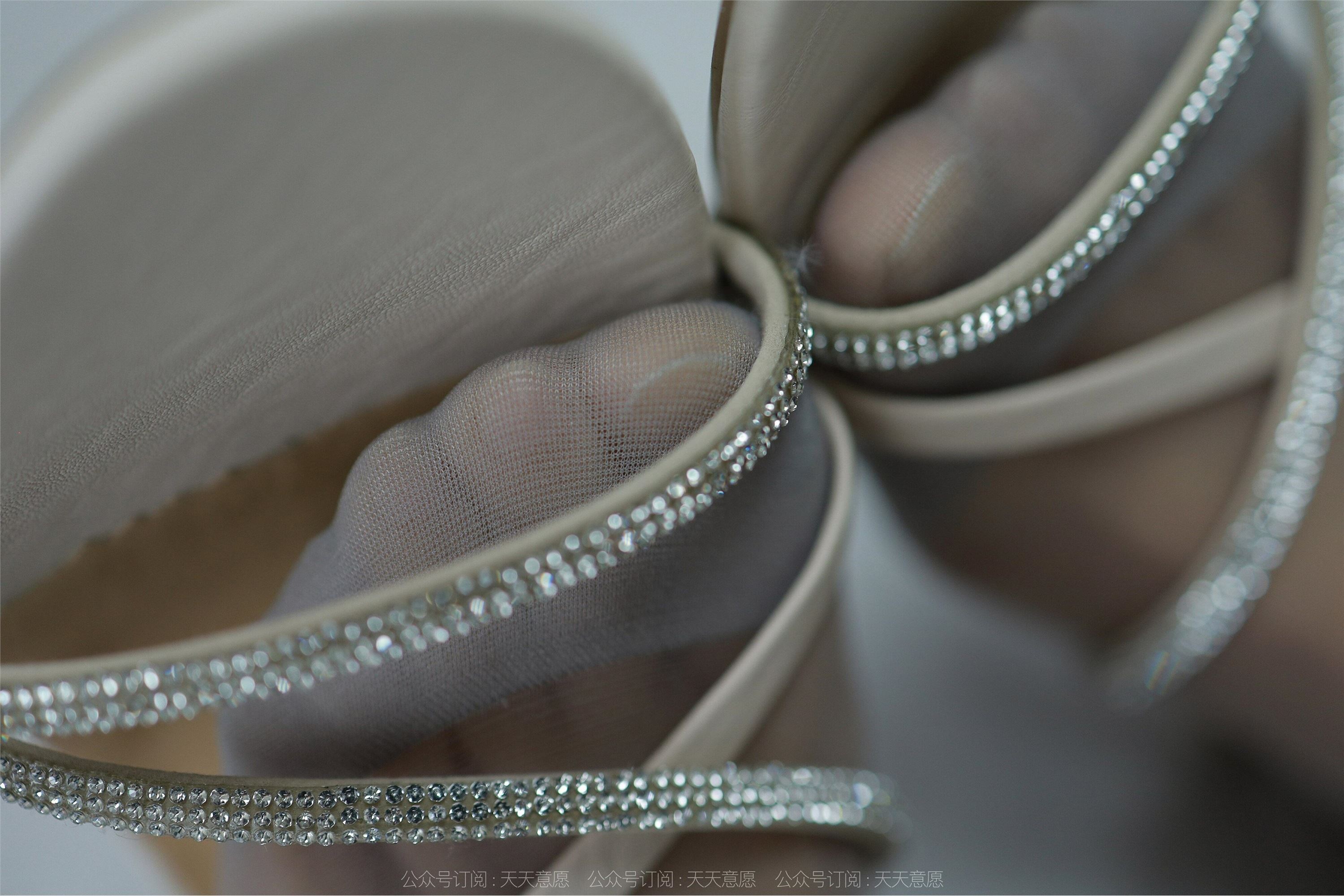 IESS异思趣向 2022.07.20 丝享家 1153：婉萍《灰丝凉鞋》